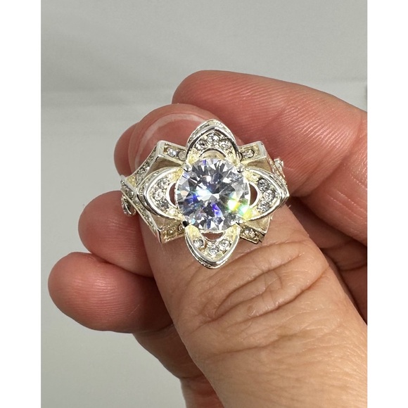 🆕 Silver CZ Ring Set - Picture 6 of 13